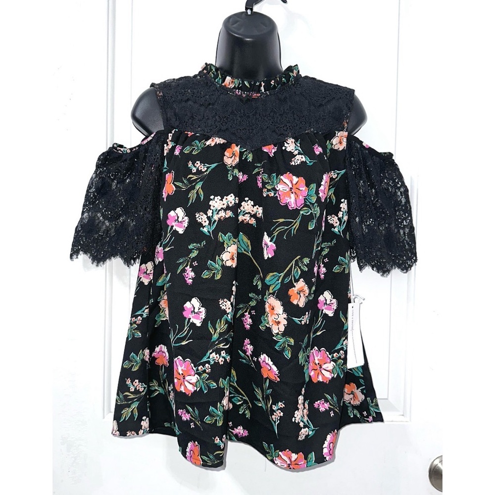 Live 4 Truth black floral print cold shoulder top, black lace detailing